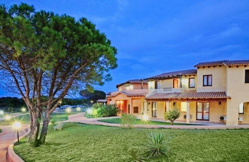 Aglientu House | Inviting Bay of Myrtles 3-Bed Studio with Pool Access
