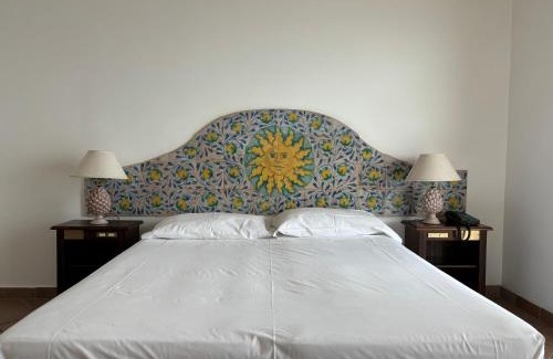 Spisone Hotel | Relax at Bay Palace Mazzarò - Oceanfront 4-Star Retreat