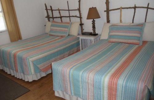 Frankfort Hotel | Discover Bay Port Lodging: Ocean View & Family-Friendly Stays