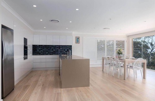 Vincentia House | Bay View 6: New Home with Breathtaking Views & Pool