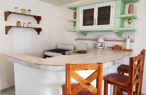 Barrio La Fortaleza Vieja Apartment | Bay View Apartment: Serene Retreat with Breakfast Included