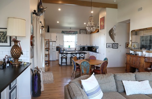 Galveston House | Seaside Escape: Bay View & Canal Home with Pool & Spa