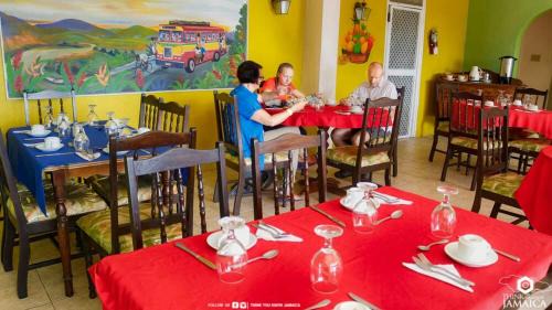Port Antonio Hotel | Relaxing Bay View Eco Resort & Spa with Pool and Spa