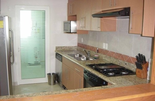 Ixtapa Condo | Bay View Grand: Beachfront Condo with Amazing Amenities