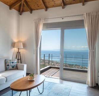 Diasella Apartment | Elegant Bay View GuestHouses: Rated 9.8 with Family Amenities