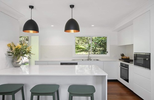 Pretty Beach Central Coast House | Experience Bay Views and Beaches Near Bouddi National Park