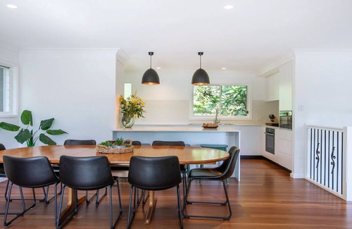 Pretty Beach Central Coast House | Experience Bay Views and Beaches Near Bouddi National Park