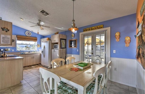 Placida House | Bay Watch on Little Gasparilla Island: A Pet-Friendly Escape