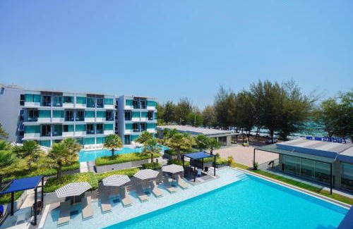 Cha-am Hotel | Oceanfront Escape at Bay Window - 4-Star Hotel Awaits