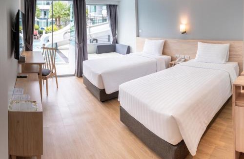 Cha-am Hotel | Oceanfront Escape at Bay Window - 4-Star Hotel Awaits