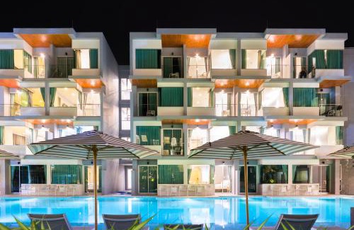 Cha-am Hotel | Oceanfront Escape at Bay Window - 4-Star Hotel Awaits
