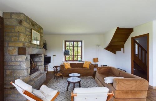 Nevez House | Discover BAYA: Family-Friendly Retreat at Anse de Rospico