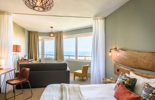 Capbreton Hotel | Experience Baya Hotel: Guest Rated 9/10 with Spa & Dining