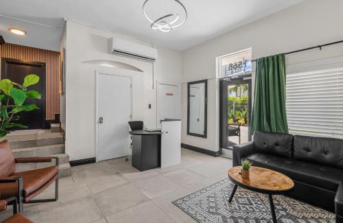 West Avenue Apartment | Family-Friendly Baybreeze Apartments by Lowkl Awaits You