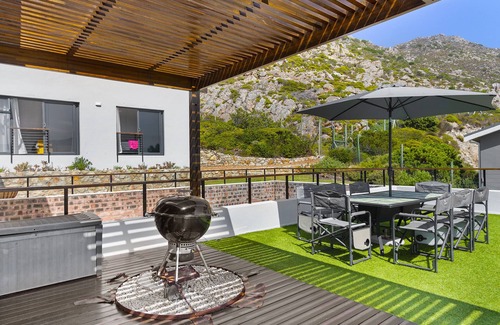 Pringle Bay House | Family-Friendly Baydreamer: A Comfortable Retreat Awaits