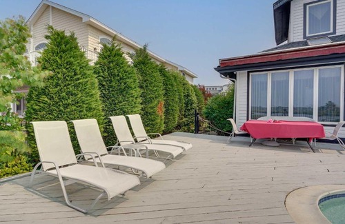 Avalon House | Waterfront Avalon Home with Private Pool & Boat Slip