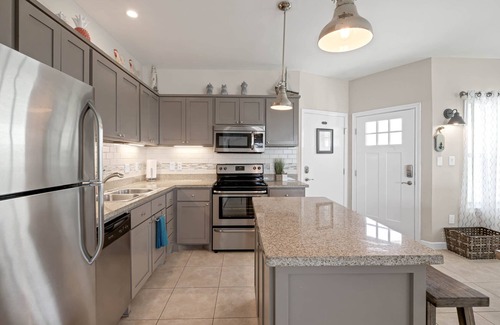 Port Isabel House | Family-Friendly Bayfront Home with Pool & Ocean Views