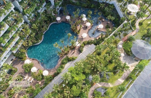 Ngoc Quang Villa | Experience Bayhomes Flamingo Villa with Pool and Hot Tub