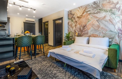 Bahcelievler Hotel | Experience Comfort at BayMari Suites City Life, Rated 9.3/10