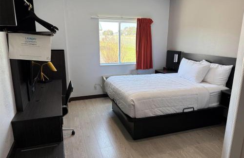 Athens Hotel | Budget-Friendly Motel 6 Athens: Pet & Family Welcoming