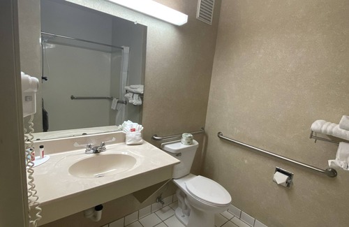 Evansville Hotel | Comfortable Stay at Baymont by Wyndham Casper East