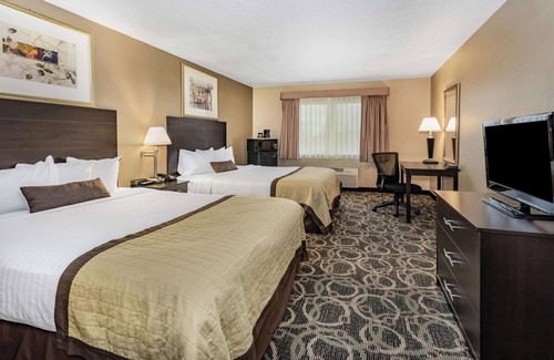Evansville Hotel | Comfortable Stay at Baymont by Wyndham Casper East