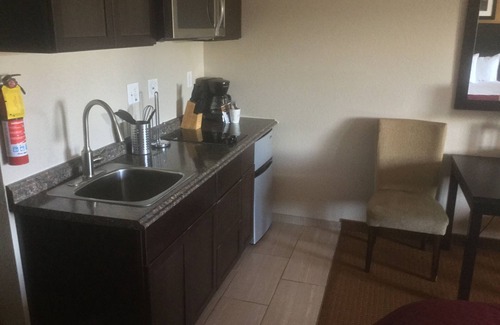 Cortez Hotel | Cozy Baymont by Wyndham Cortez: Pool, Spa & Breakfast