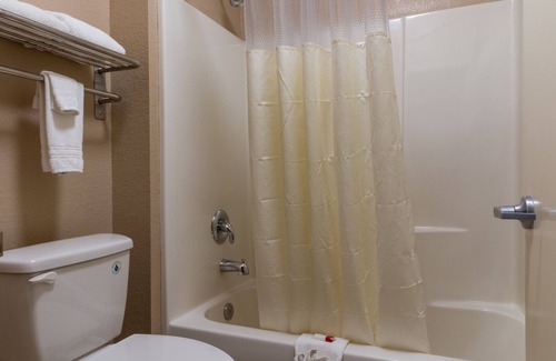 Crestview Hotel | Comfortable Stay at Baymont by Wyndham Crestview