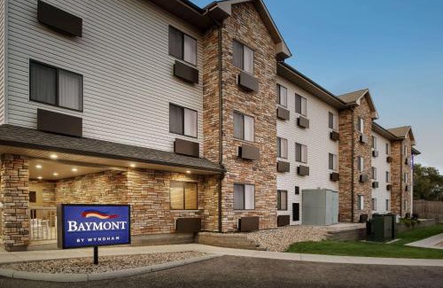 Glenwood Hotel | Discover Baymont by Wyndham Glenwood: Pet-Friendly Retreat