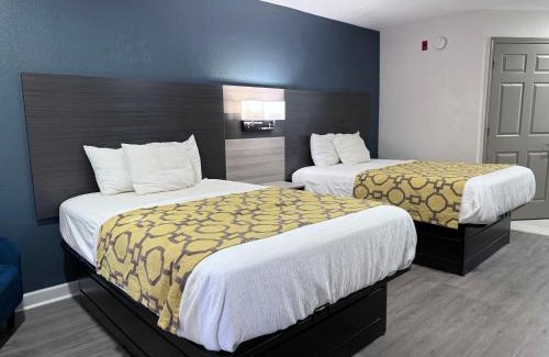 Grenada Hotel | Comfortable Stay at Baymont by Wyndham Grenada with Pool