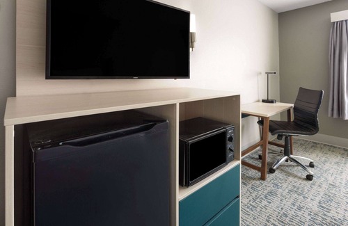 LaGrange Hotel | Discover Comfort at Baymont by Wyndham LaGrange Hotel