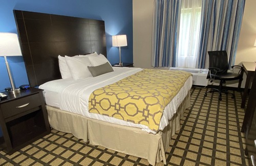 Latham Hotel | Comfortable Stay at Baymont by Wyndham Latham Albany Airport