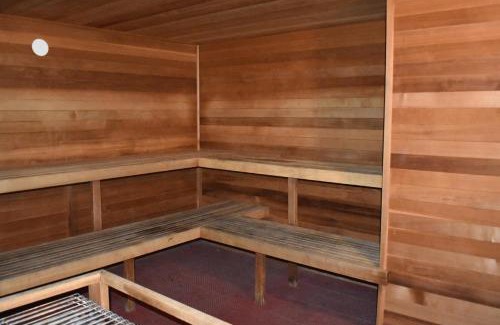 Manteca Hotel | Comfortable Stay at Americas Best Value Inn Manteca