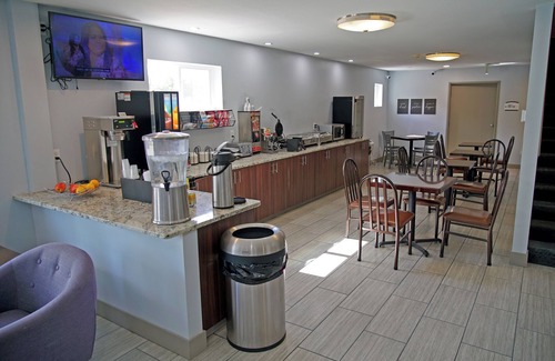 Monte Vista Hotel | Relaxing Stay at Baymont by Wyndham Monte Vista