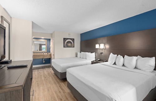 Orlando Hotel | Relaxing Retreat at Best Western Orlando East Inn & Suites