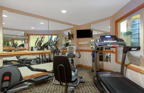 Plainfield Hotel | Relaxing Stay at Baymont by Wyndham near Indianapolis Airport