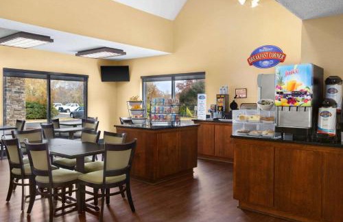 Rocky Mount Hotel | Comfortable Stay at Baymont by Wyndham Rocky Mount