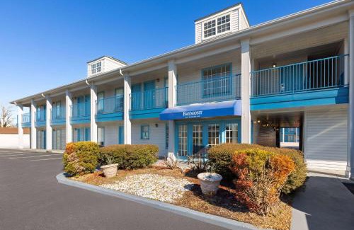 Selma Hotel | Pet-Friendly Retreat at Baymont by Wyndham Selma