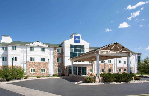 Sheridan Hotel | Convenient Stay at Baymont by Wyndham Sheridan with Pool
