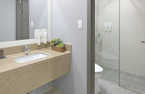 Yeosu Hotel | BayOne Park: Guest Rated 8.8 with Family-Friendly Amenities