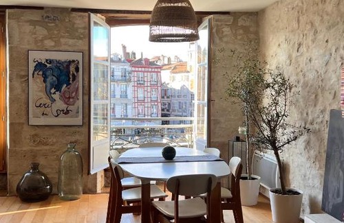 Bayonne Apartment | Bayonne centre Grand appartement sur les quais