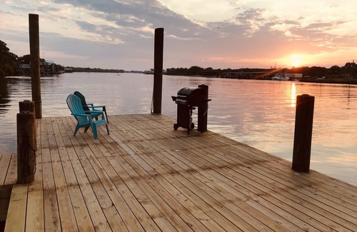 Barataria House | Relax at Bayou Life Lodging: Pet-Friendly Ecotourism Getaway