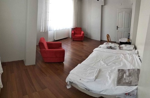 Bayrampasa Apartment | Bayrampaşa Apartment: Ideal Stay Near Istanbul Attractions