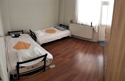 Bayrampasa Apartment | Bayrampaşa Apartment: Ideal Stay Near Istanbul Attractions