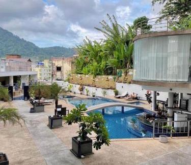 Patong Apartment | Bayshore 2 Bedroom Spacious Seaview Apartment
