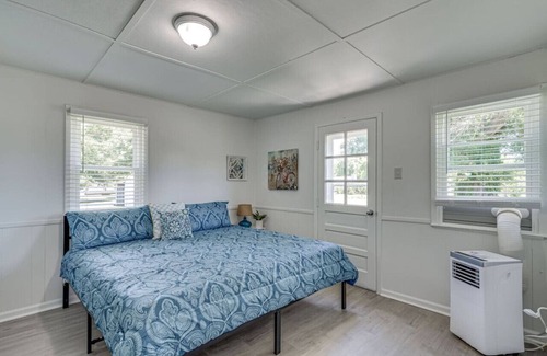 Hague House | Bayside Dreams~golf cart~500 MBPS~firepit~king bed