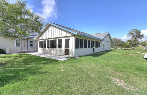 Bayside Cottage | Bayfront Escape: Pool, Hot Tub & Lighted Pier Await