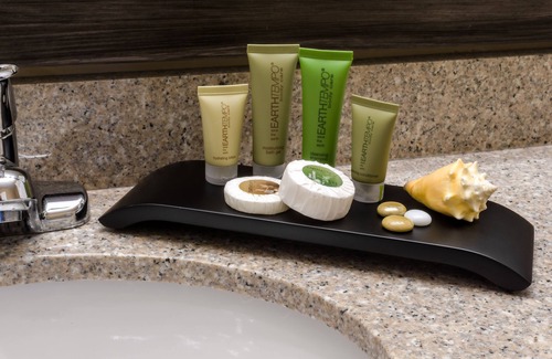 West Yarmouth Hotel | Beachfront Bliss at Bayside Resort Hotel with Pool & Spa