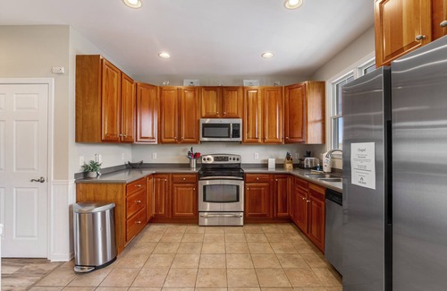 Sun Ridge House | Discover Bayside Resort: Oceanfront with Pools & Hot Tub