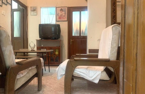 Bethlehem Apartment | Exceptional Bayt Ateeq 2 Bethlehem - Guest Rated 10/10